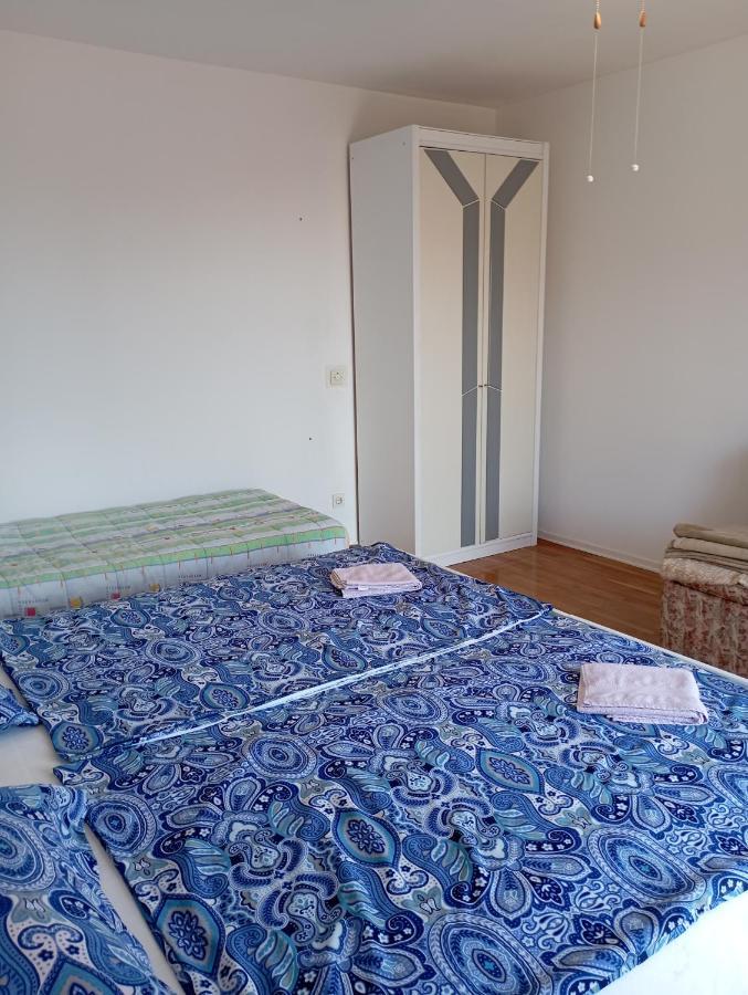 Apartment Mare 1 Novigrad  Екстер'єр фото