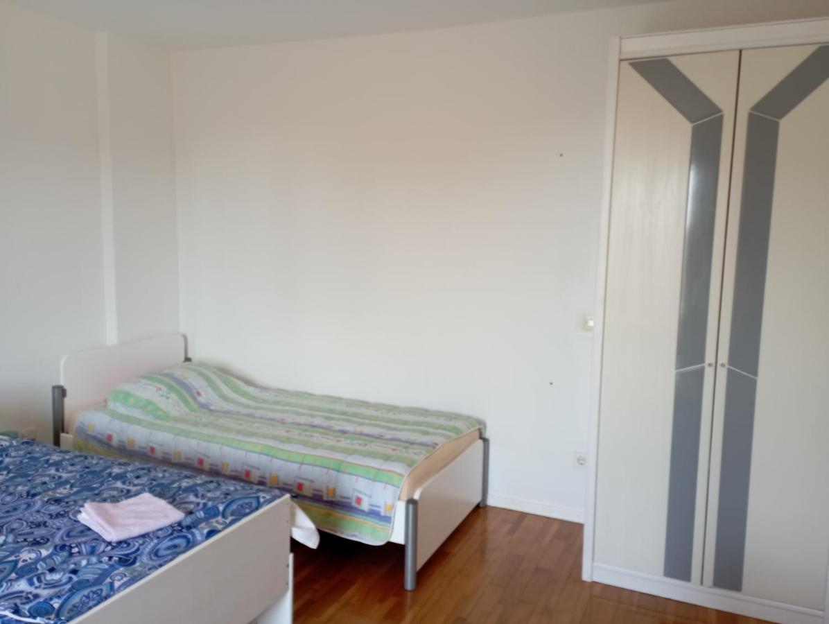Apartment Mare 1 Novigrad  Екстер'єр фото