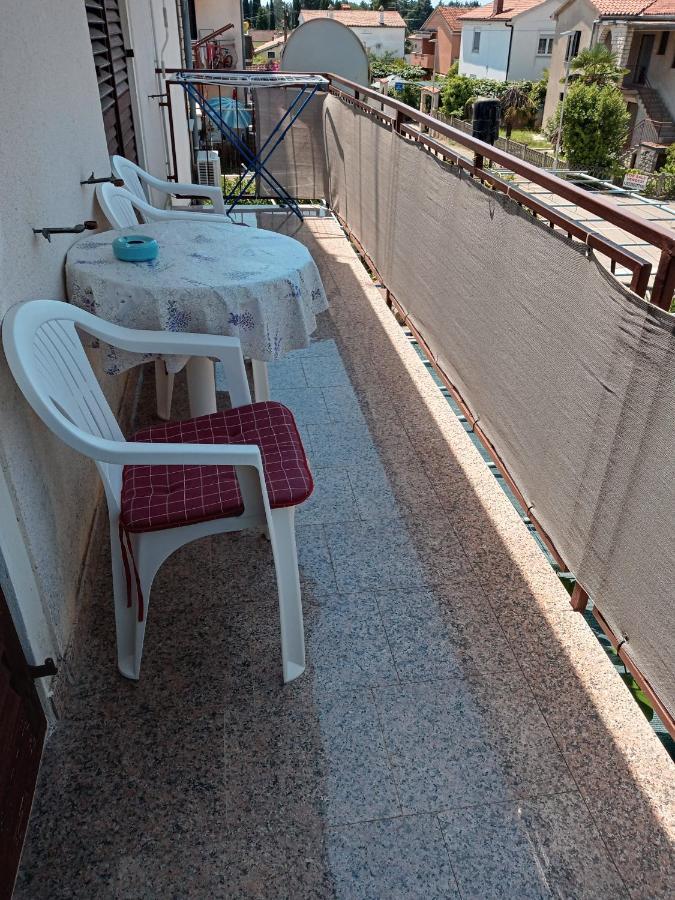 Apartment Mare 1 Novigrad  Екстер'єр фото